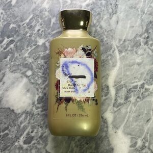Bath and Body Works Lotion Dahlia